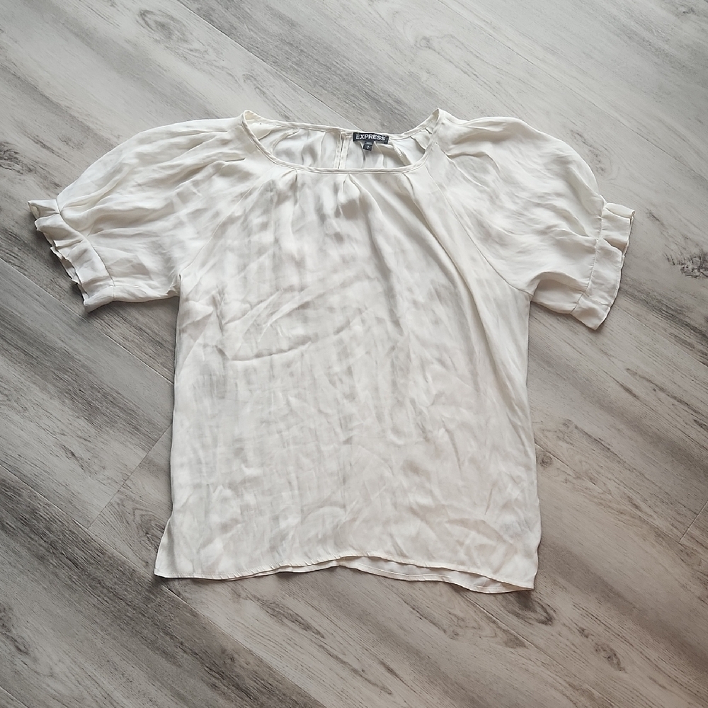 Express Silky Top